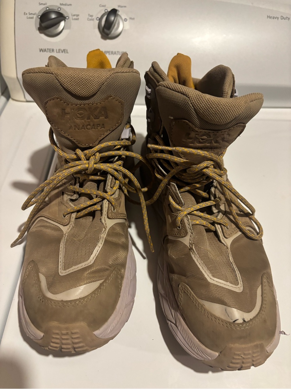 Hoka One One Anacapa Mid GTX hiking boots